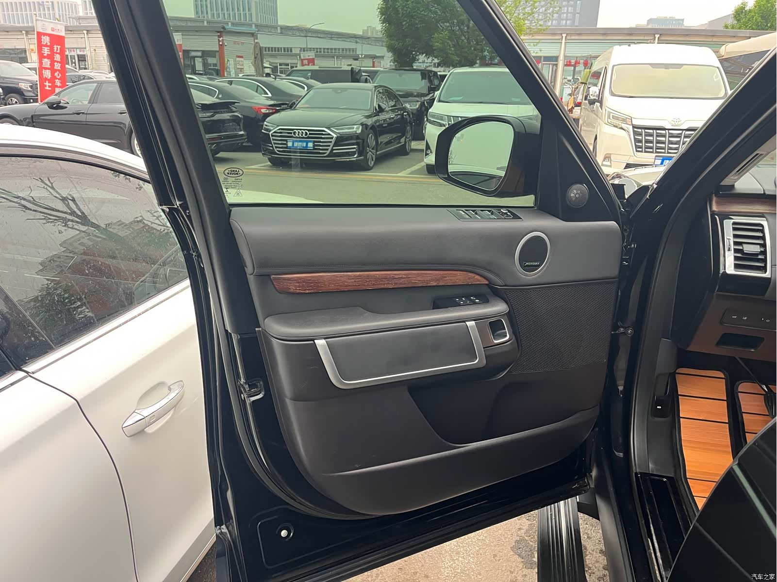 Land Rover Discovery, 2018 все фото