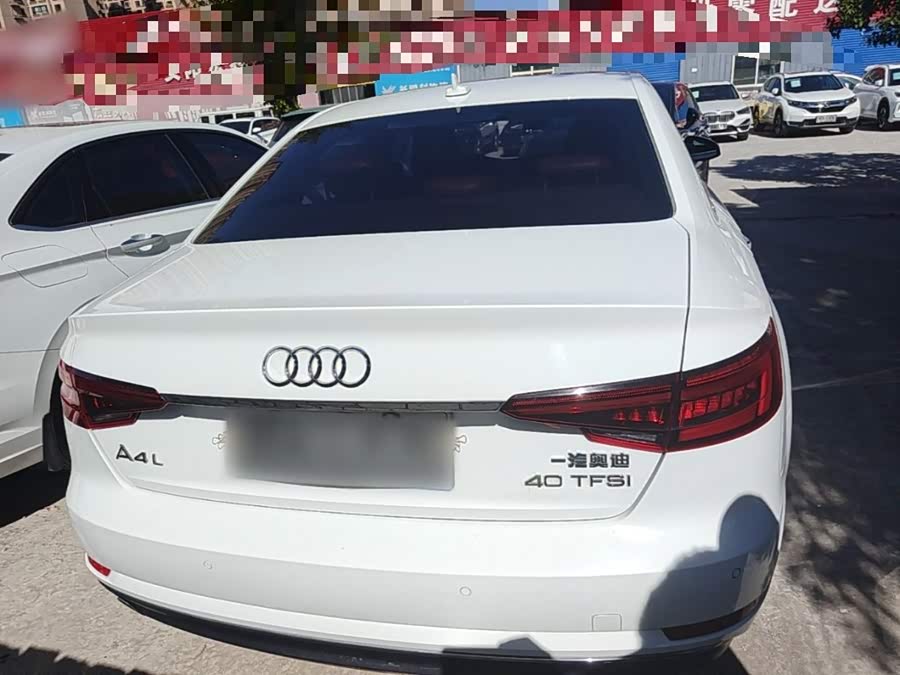 Audi A4L 2018, фото 6