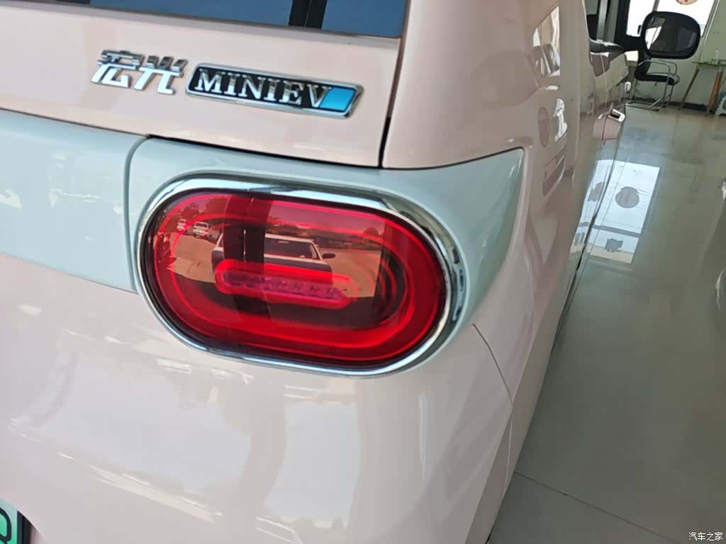 Wuling MINIEV, 2024 8