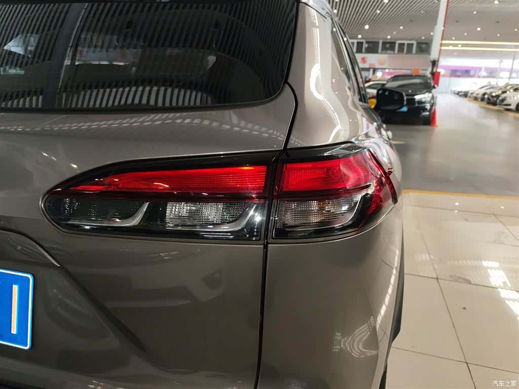 Toyota Frontlander, 2022 8