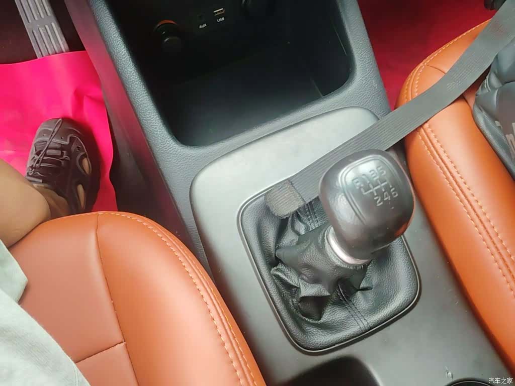 Kia K3, 2015 14
