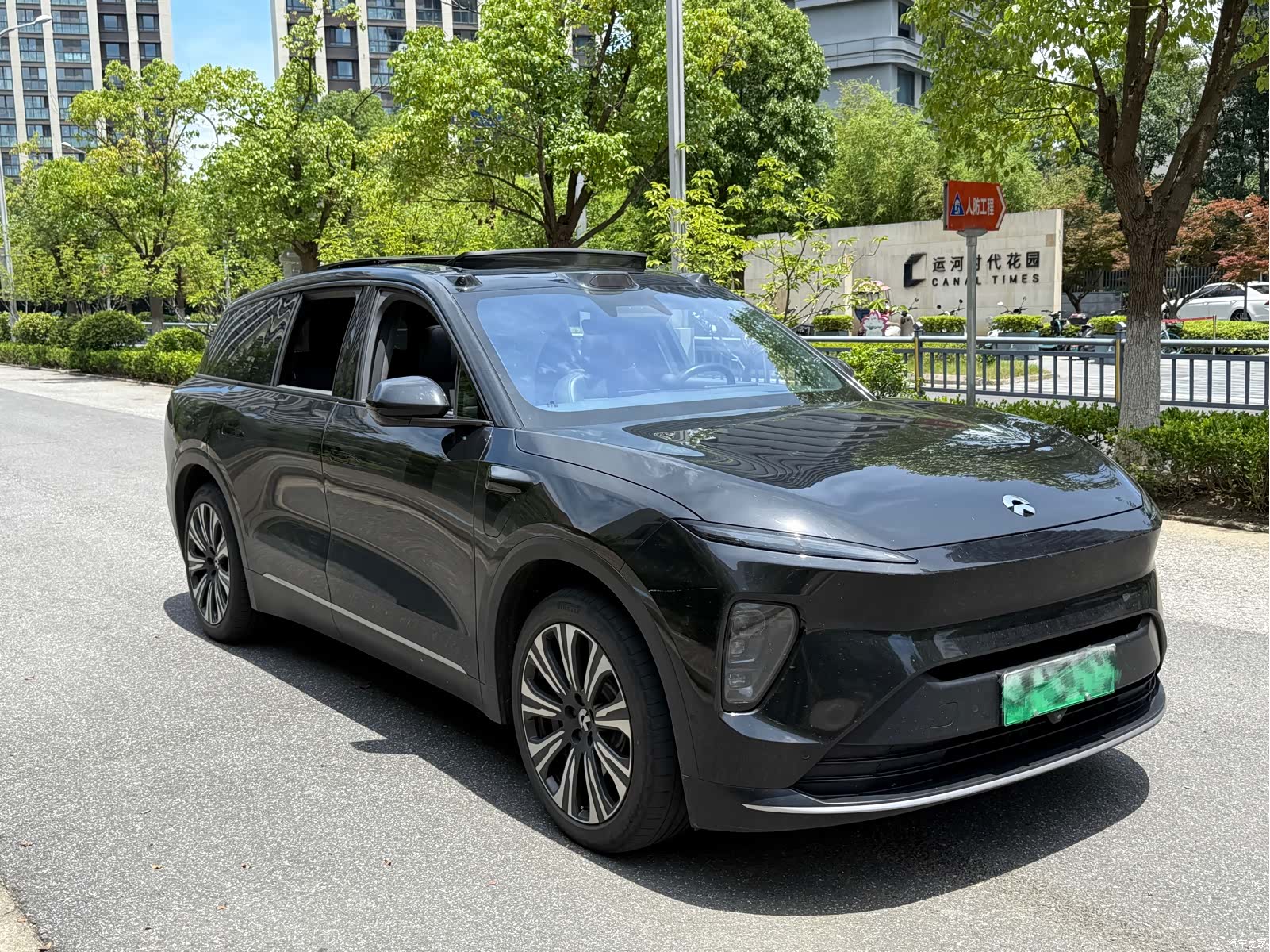 NIO ES8, 2023 3