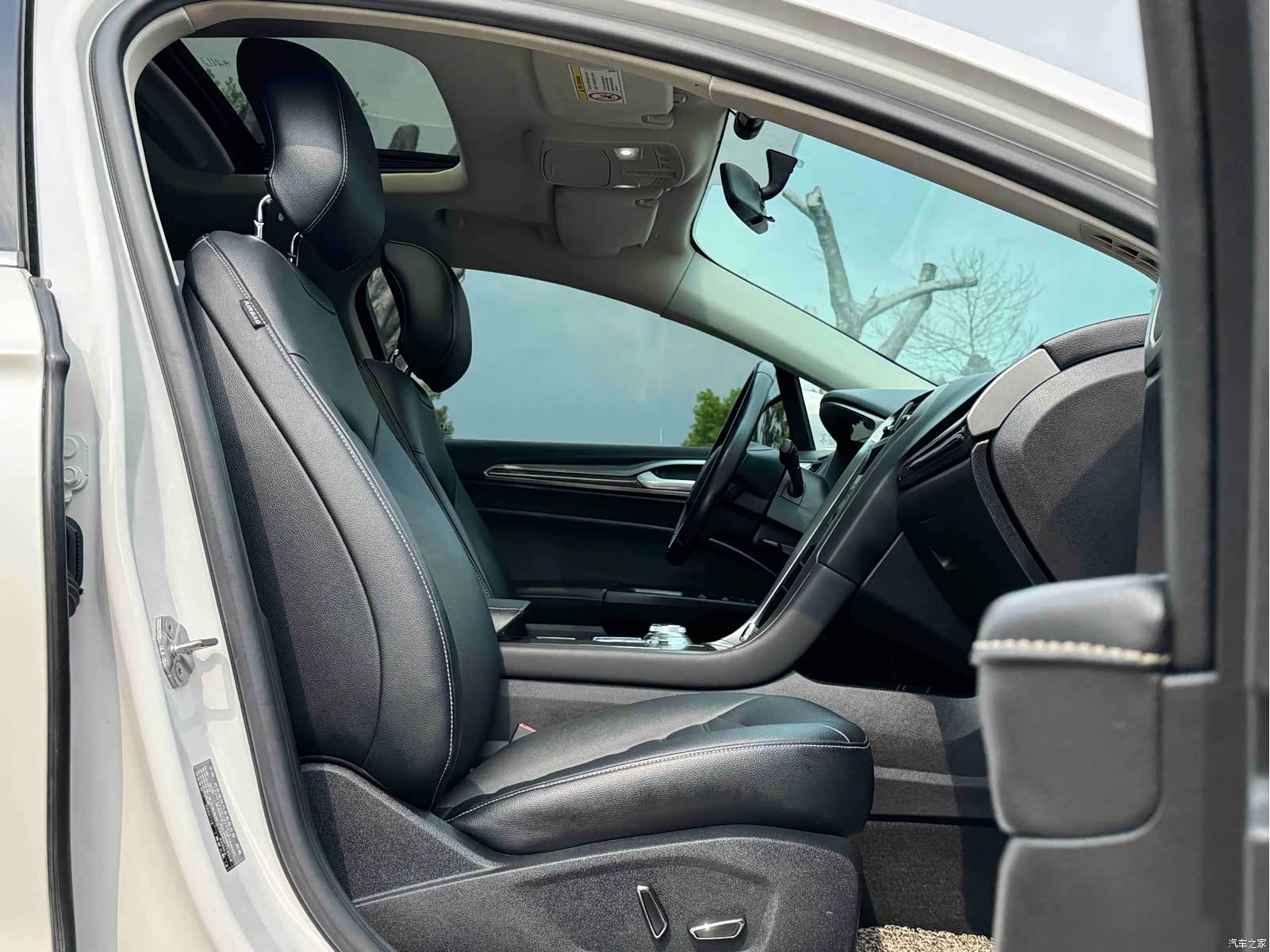 Ford Mondeo, 2021 9