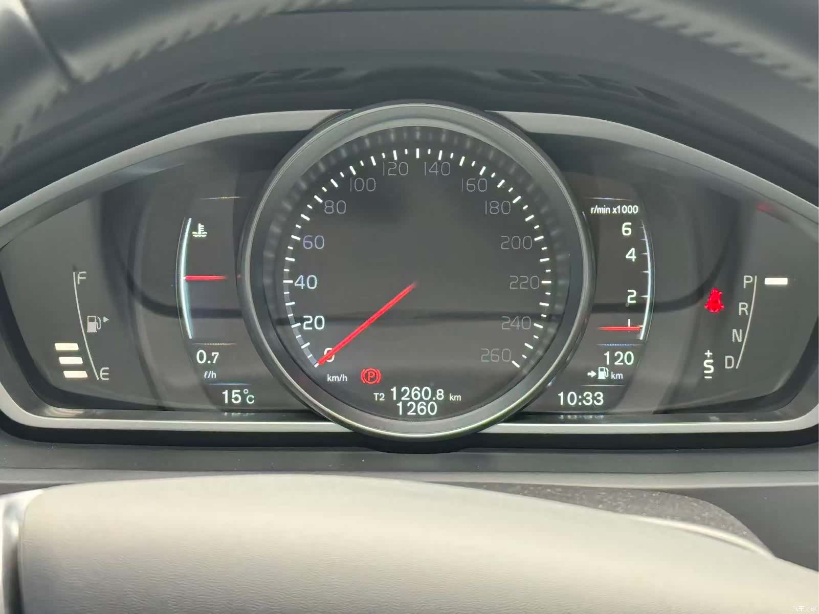 Volvo V40, 2015 12