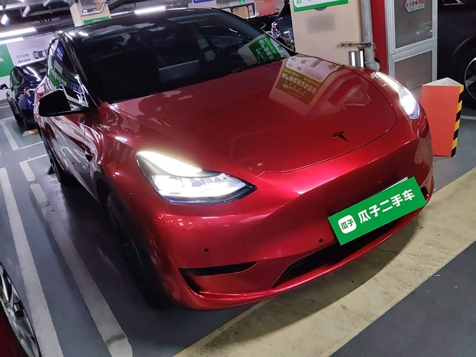 Tesla Model Y Tesla Model Y