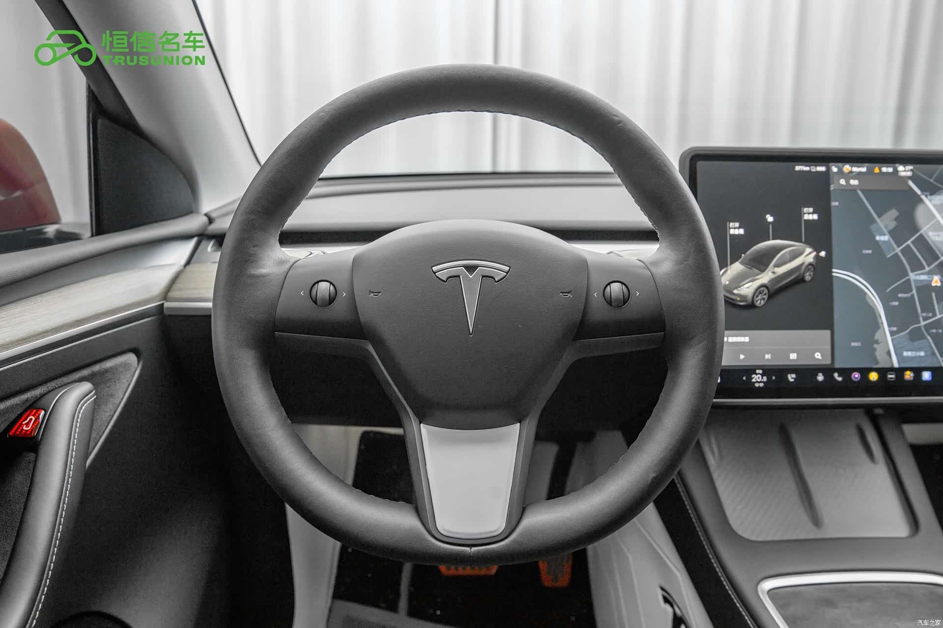 Tesla Model Y, 2022 19