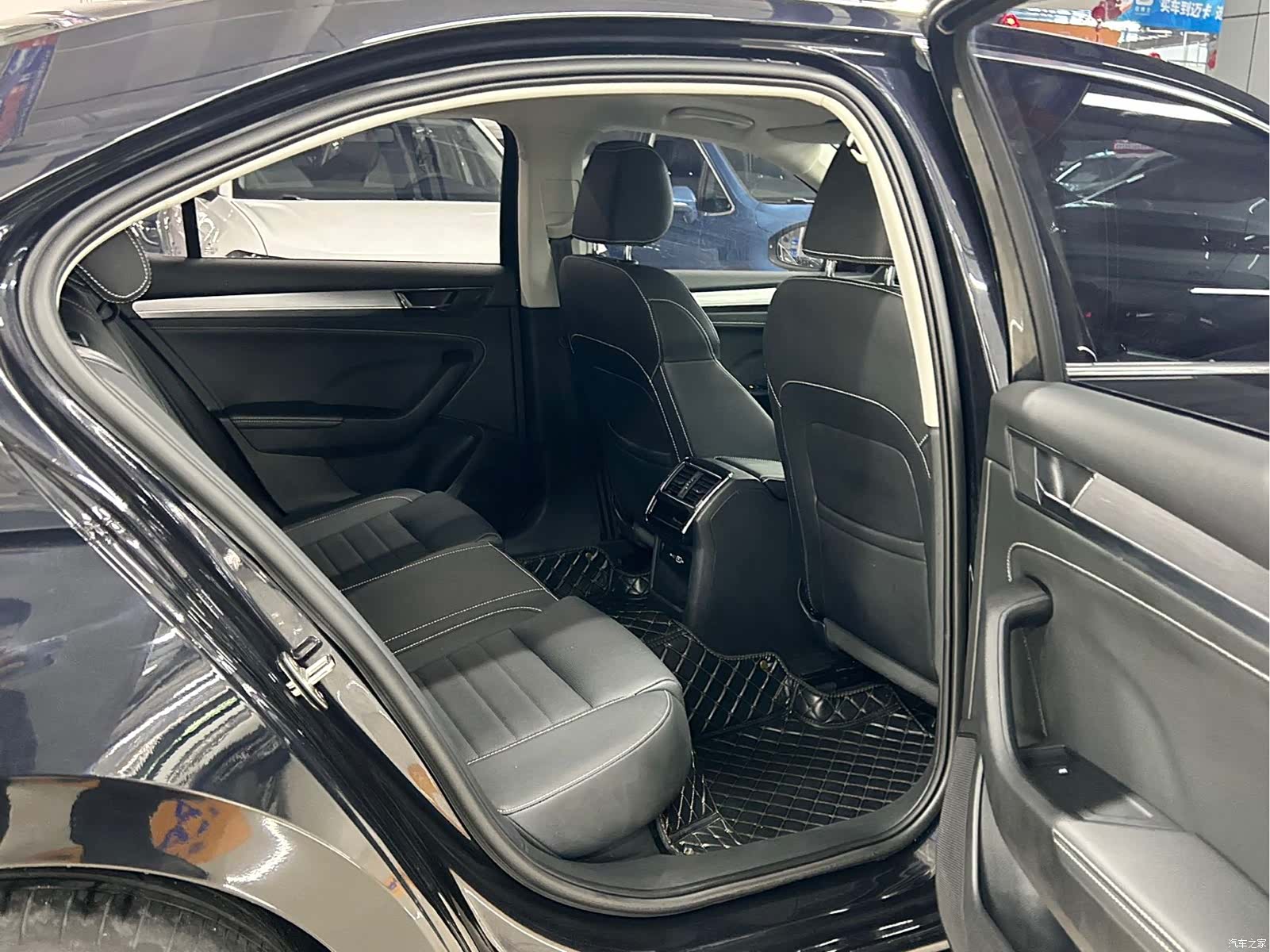 Skoda Superb, 2024 12