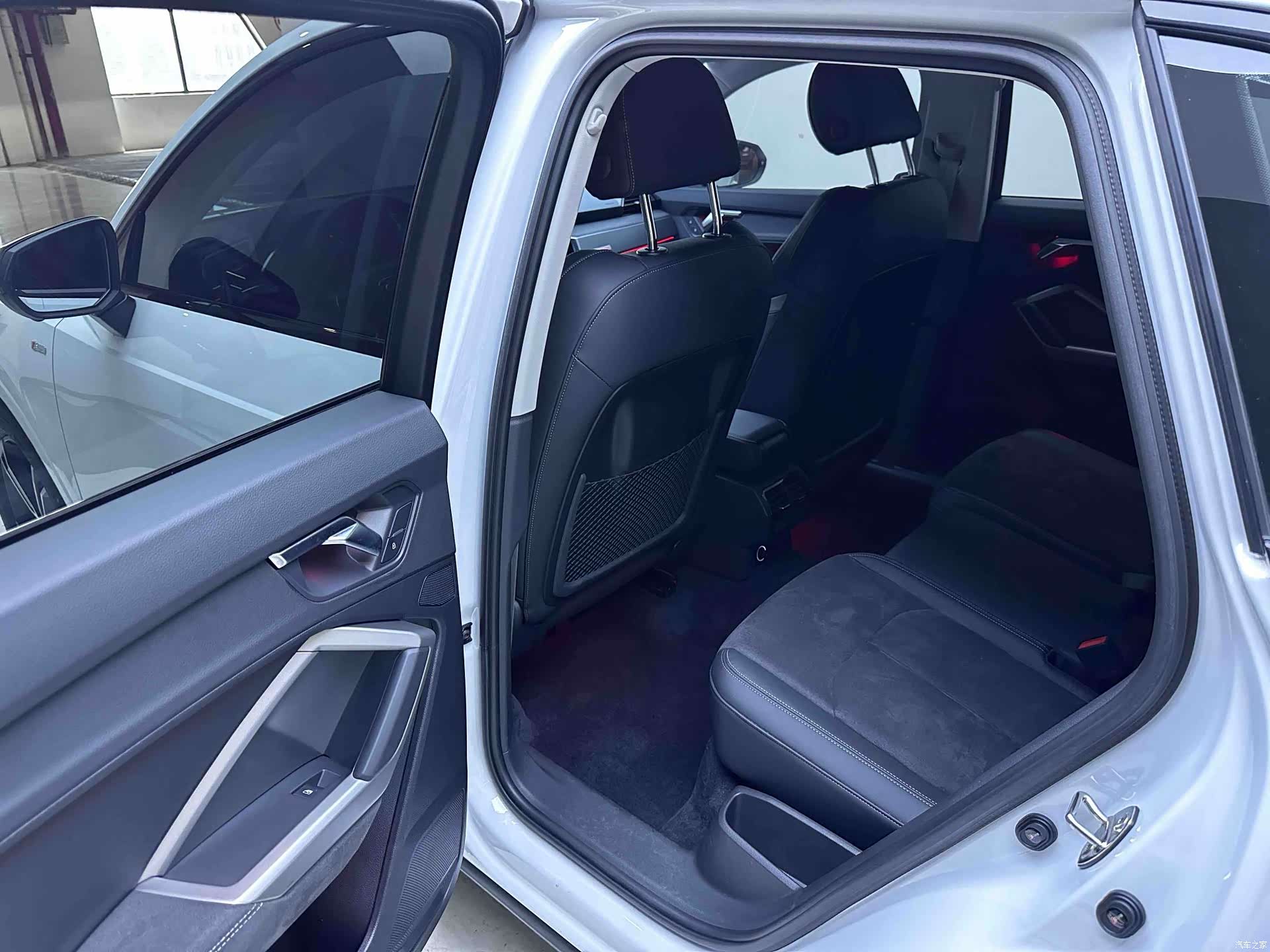 Audi Q3, 2022 8