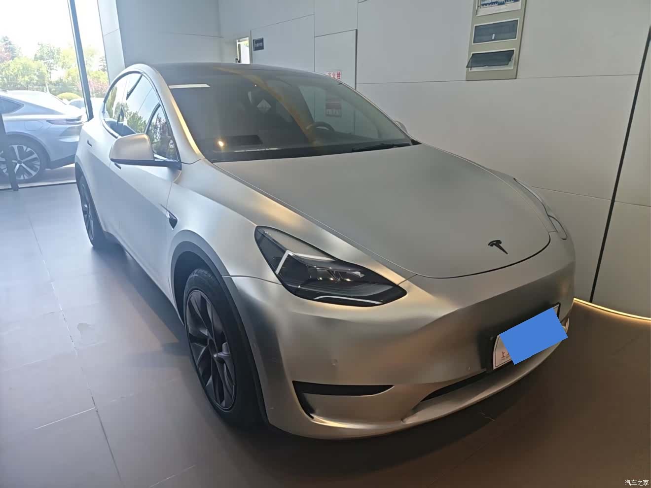 Tesla Model Y, 2023 3