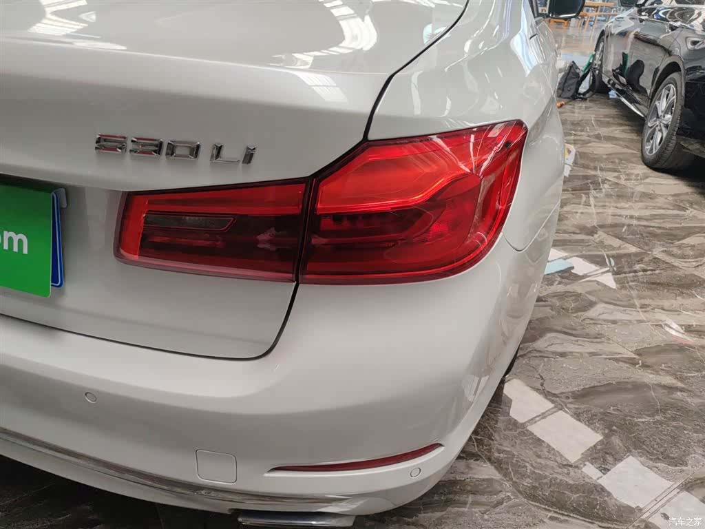 BMW 5 Series, 2019 8