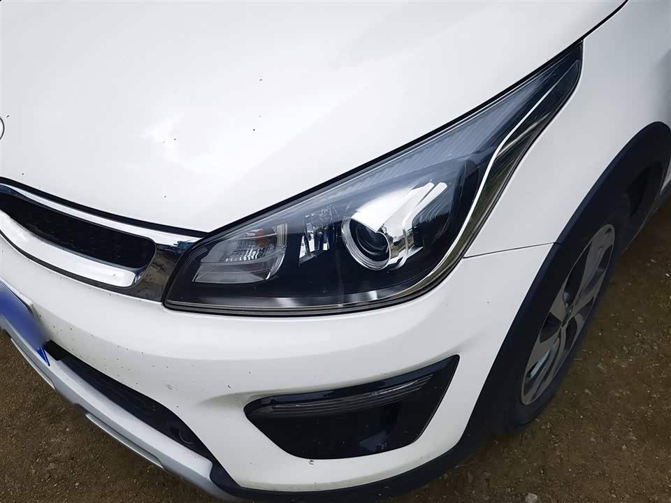 Kia KX CROSS