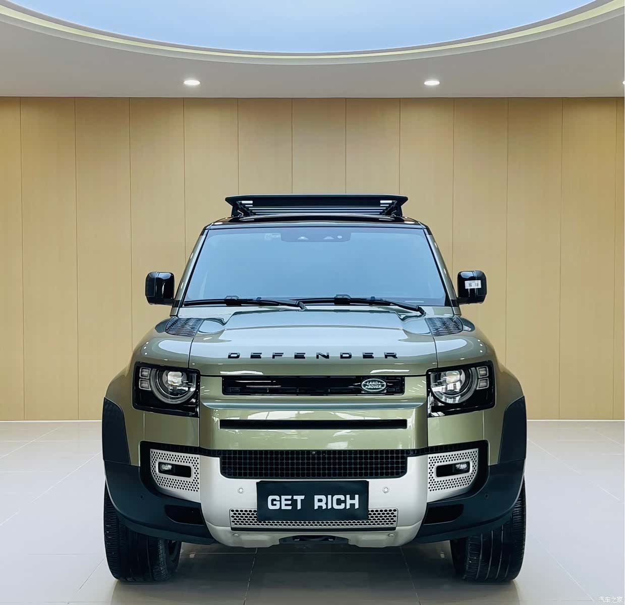 Land Rover Defender, 2023 2