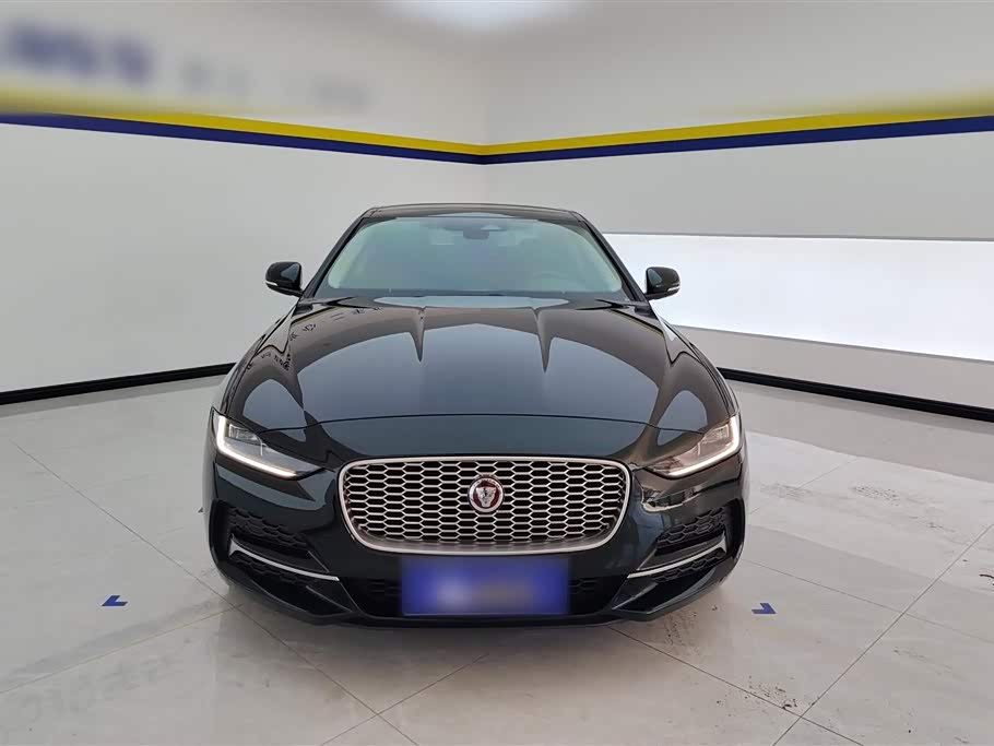 Jaguar XEL Jaguar XEL