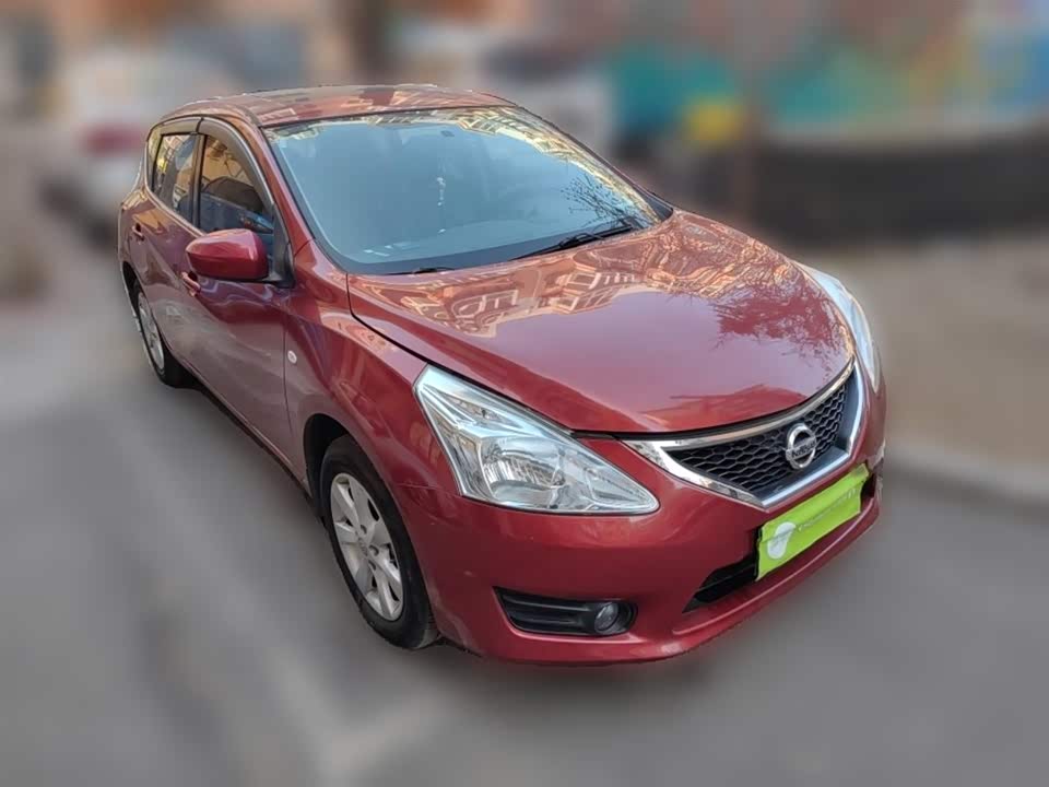 Nissan TIIDA