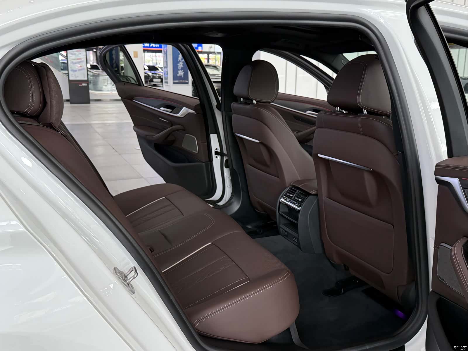 BMW 5 Series, 2021 10