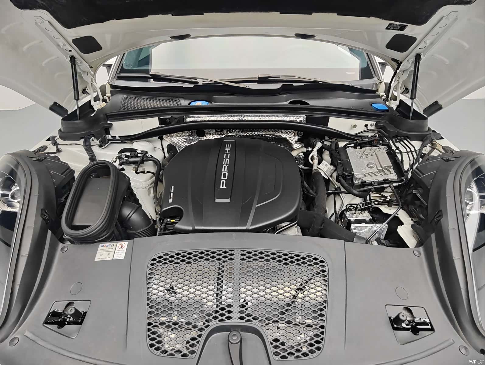 Porsche Macan, 2022 7