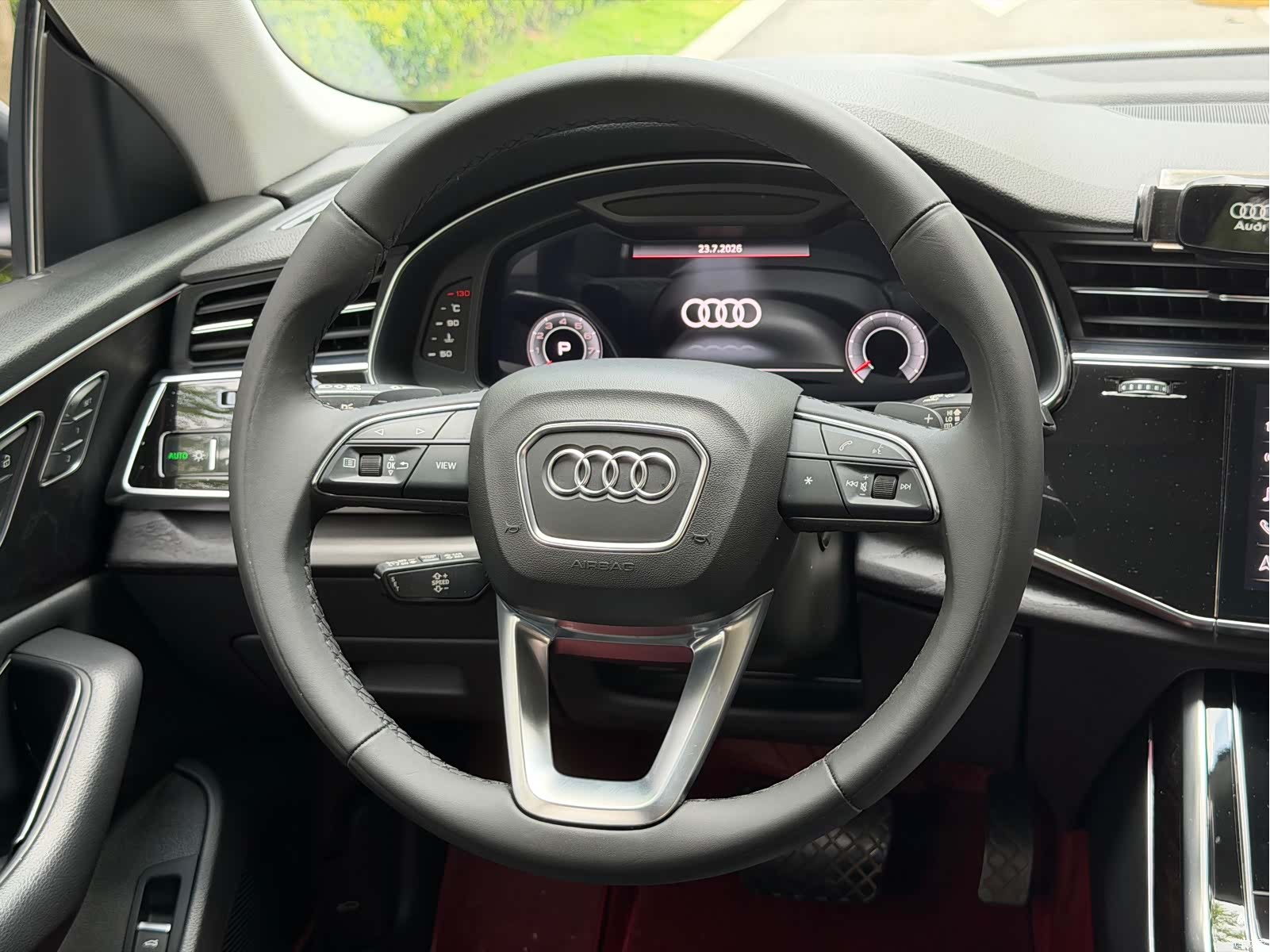 Audi Q8, 2022 16