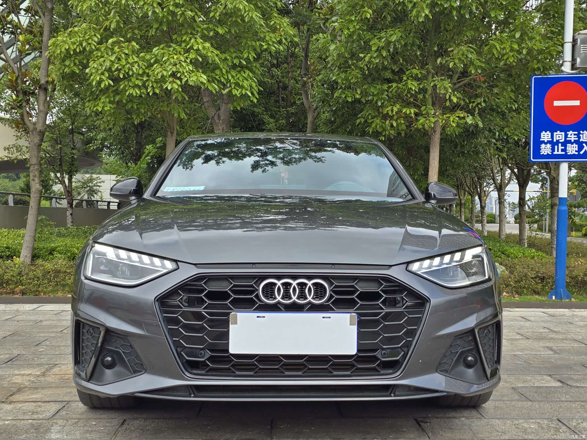 Audi A4L, 2023 2