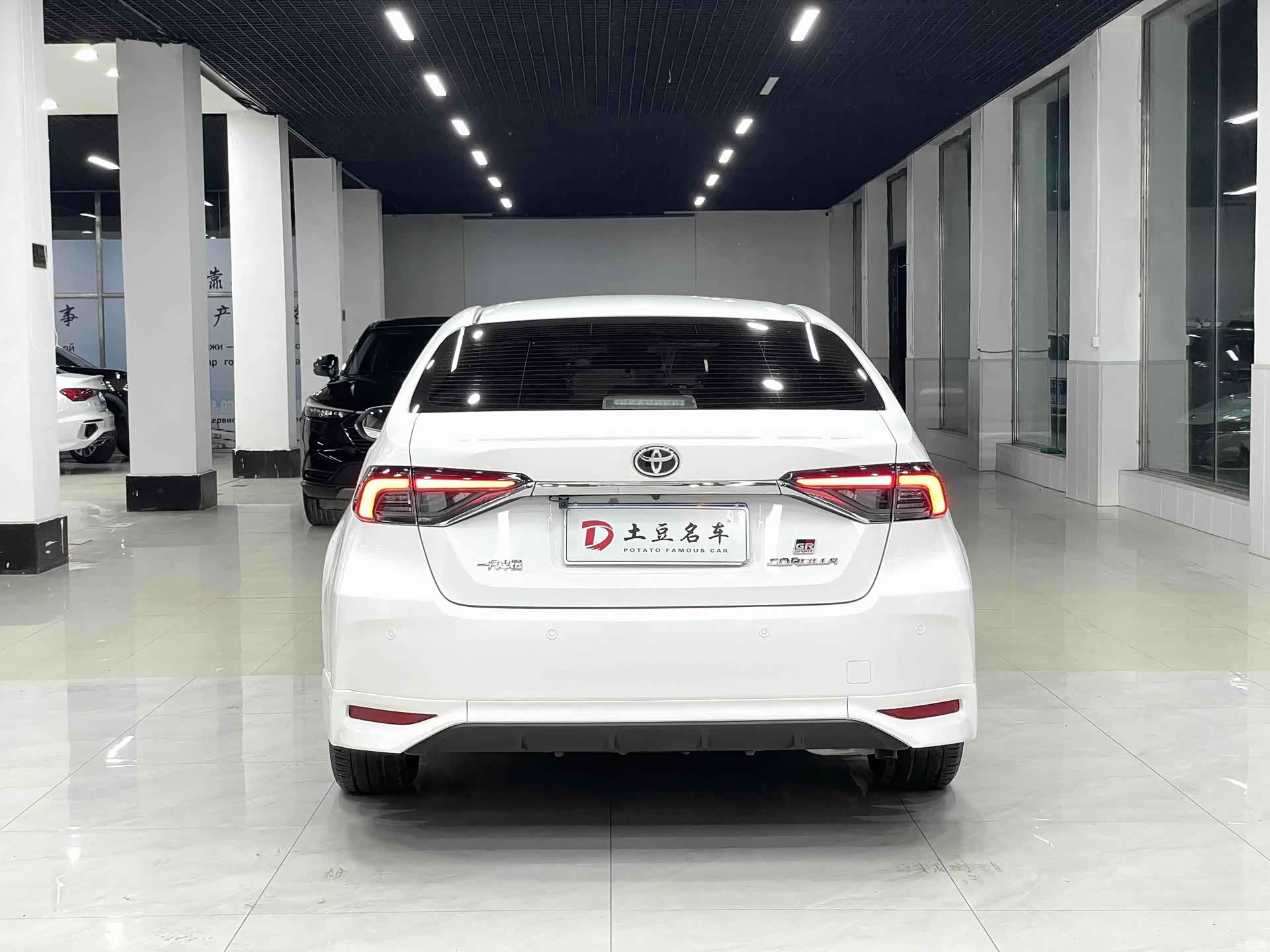 Toyota Corolla, 2022 все фото