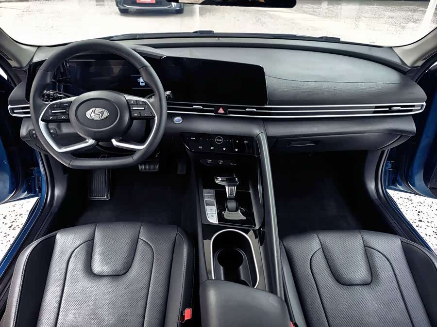 Hyundai Elantra 2022, фото 9