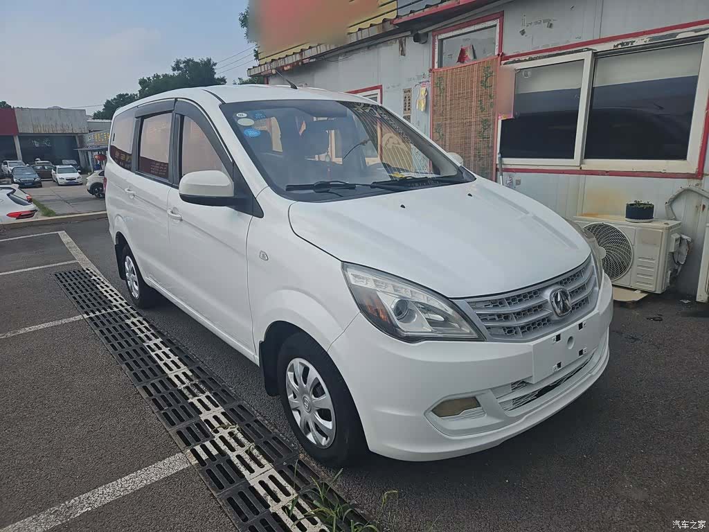 BAIC M20, 2017 9