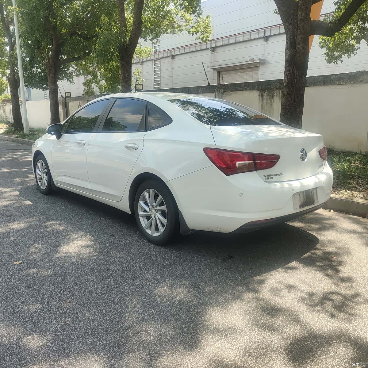 Buick Verano, 2016 6