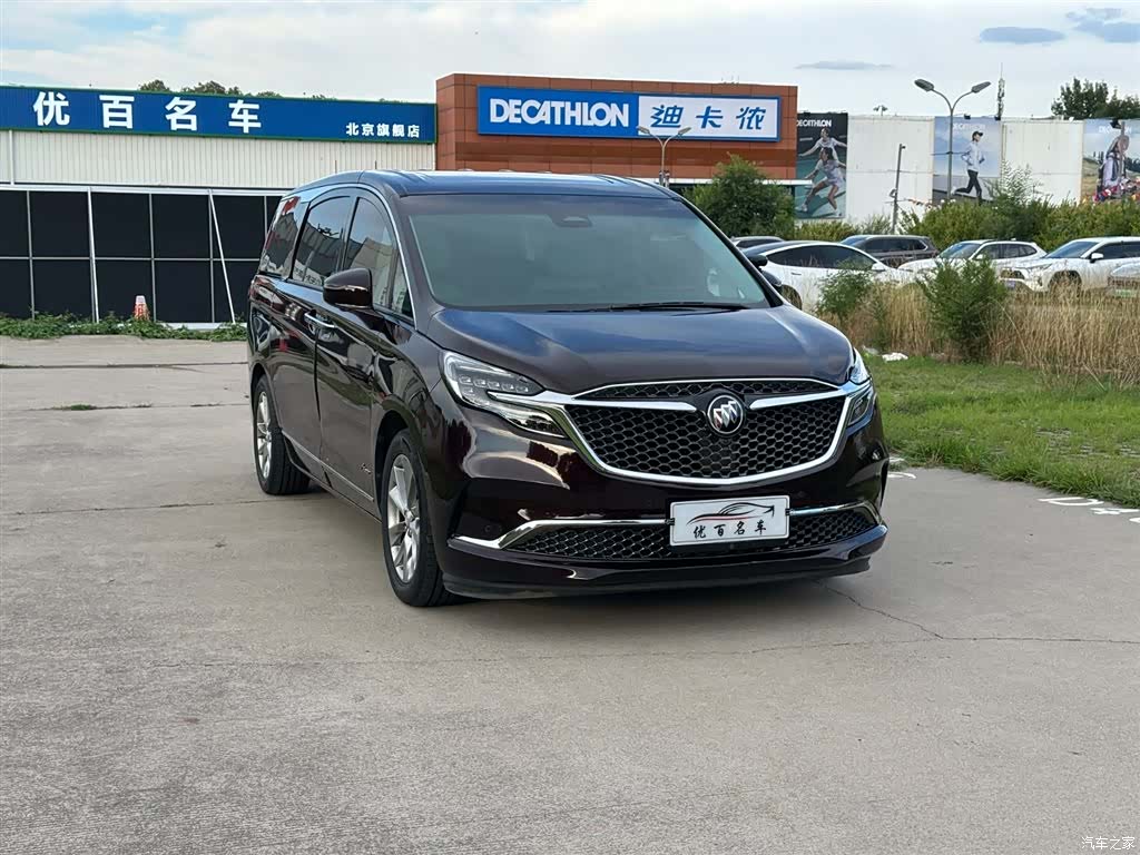 Buick GL8, 2022 3