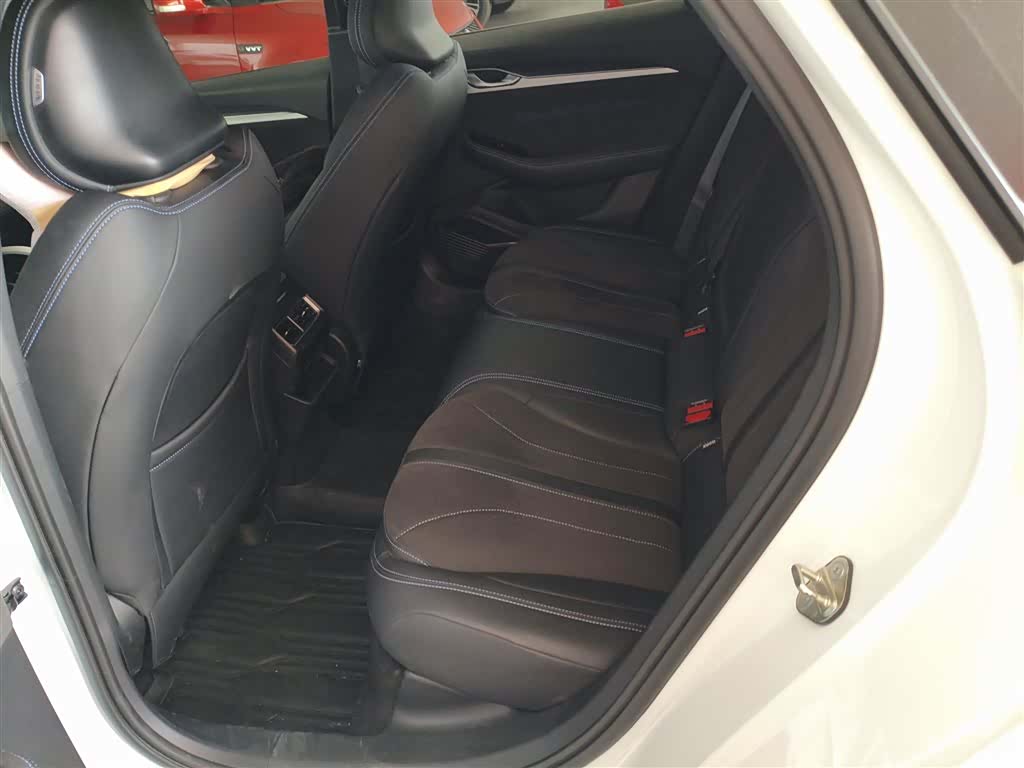 Geely Preface, 2025 17
