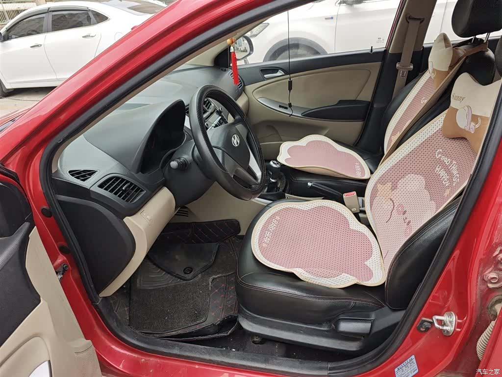 Hyundai GLS, 2014 15