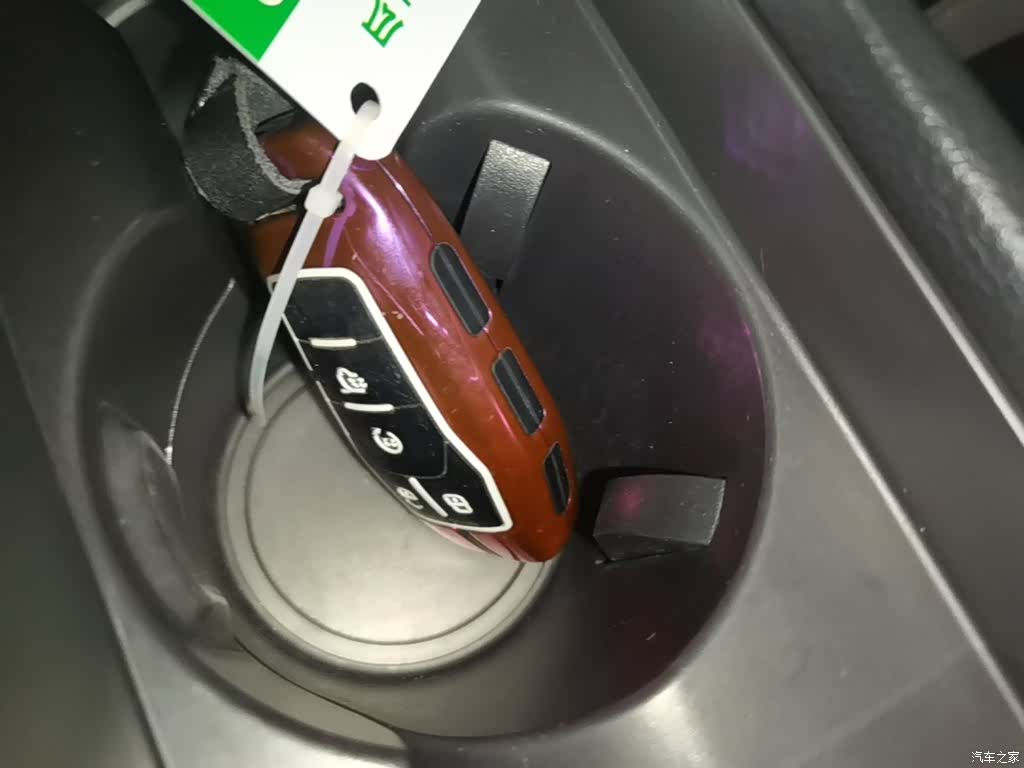 Ford Taurus, 2018 9