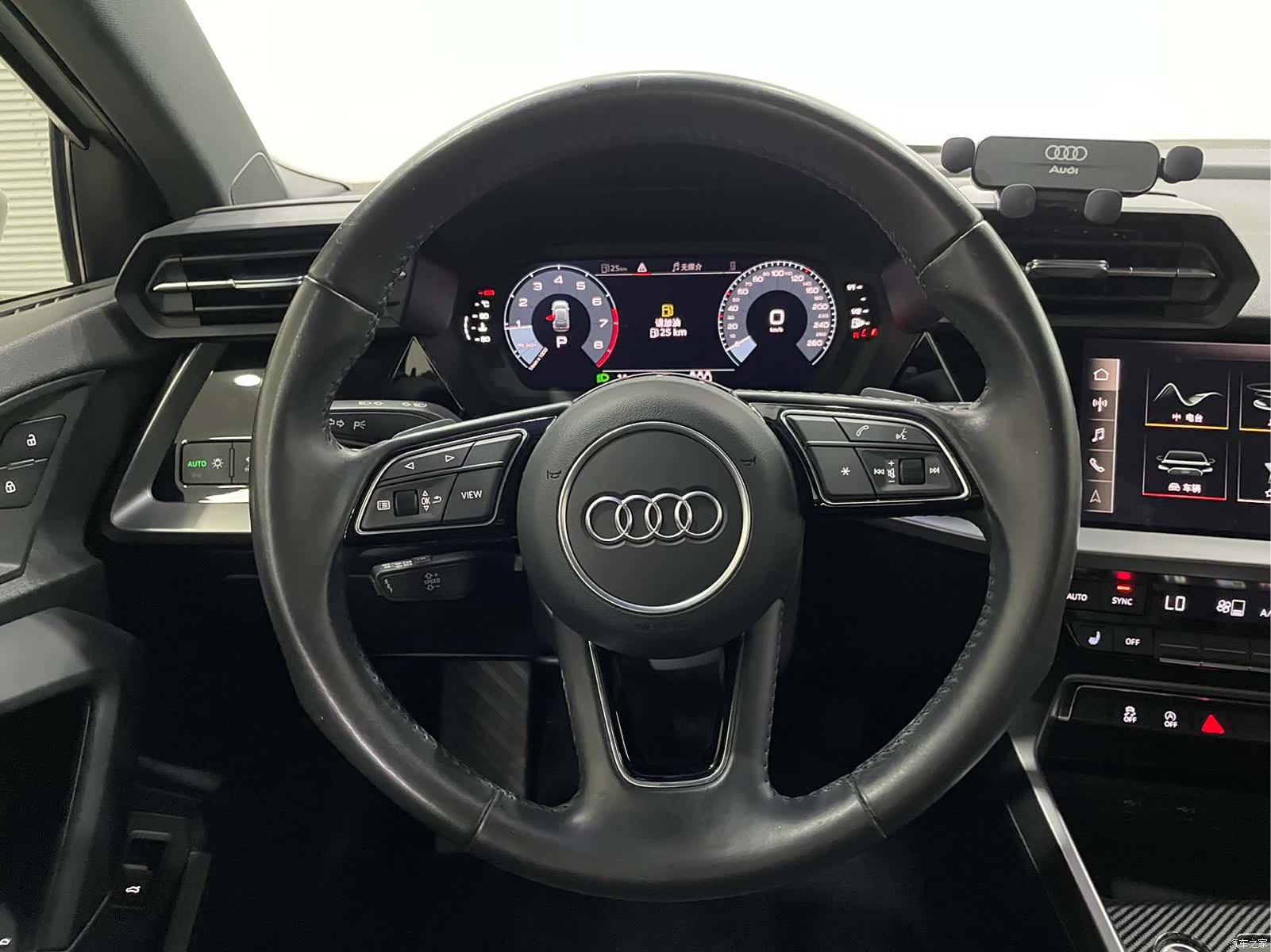 Audi A3, 2022 все фото