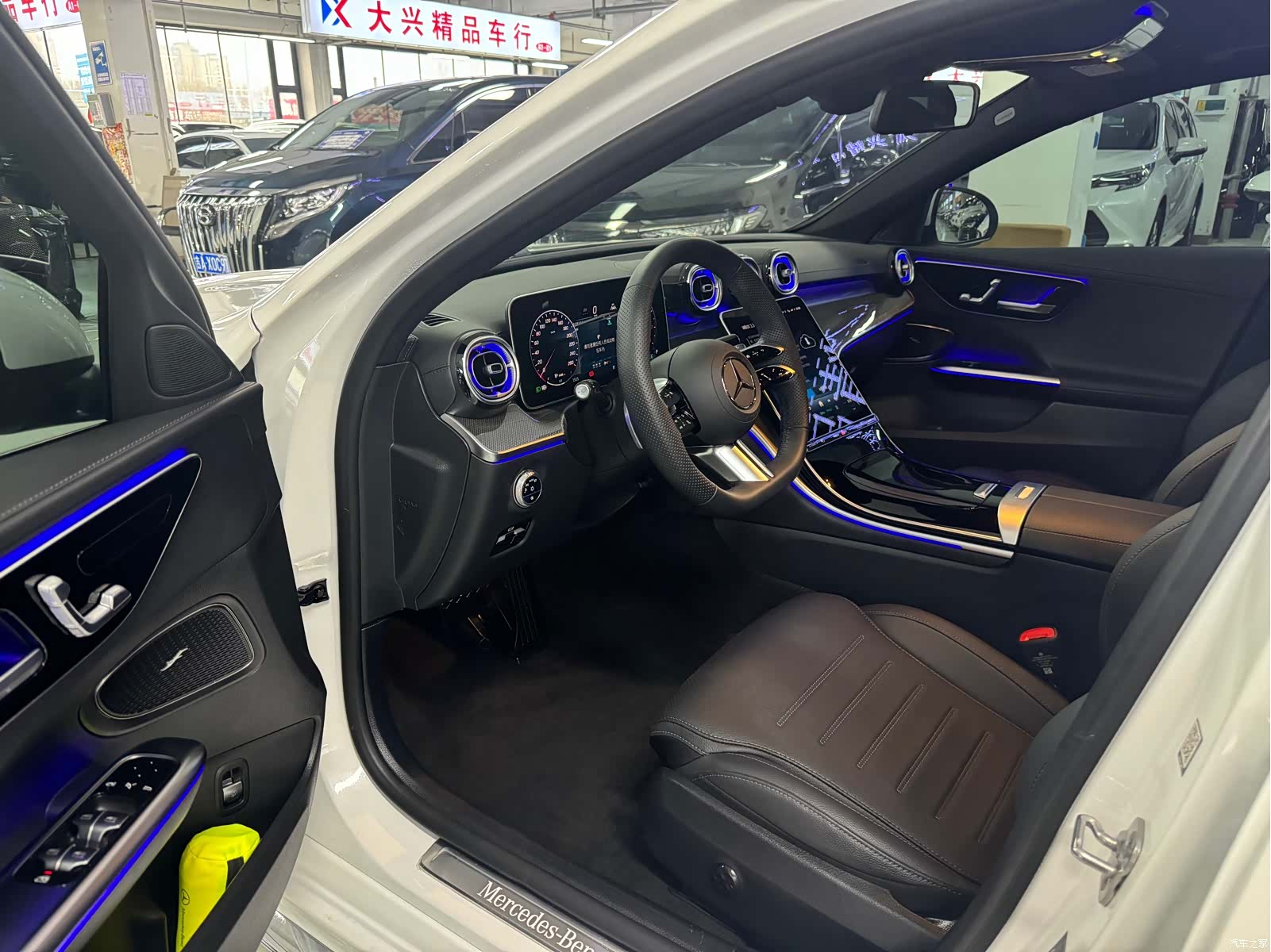 Mercedes-Benz C-Class, 2025 9