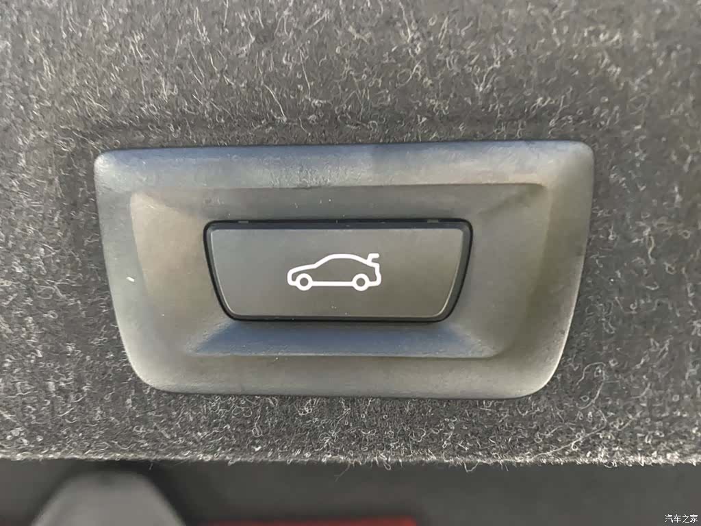 BMW i5, 2025 28