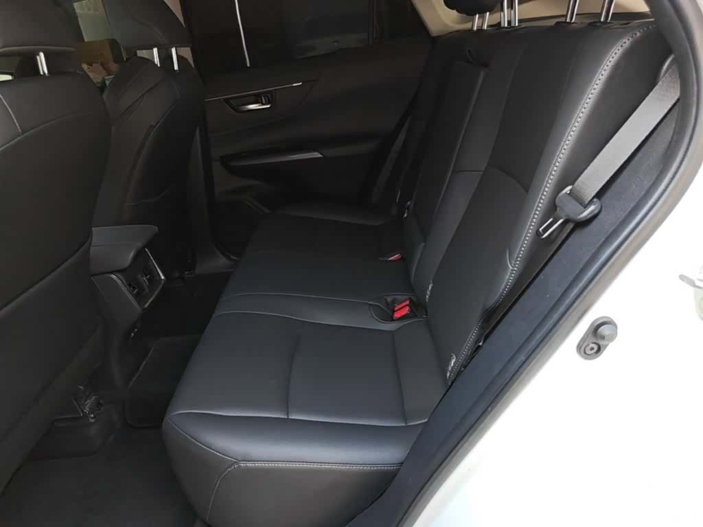 Toyota Venza, 2023 17
