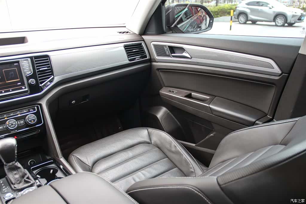 Volkswagen Teramont, 2017 14