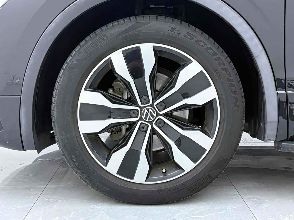 Volkswagen Tiguan L, 2022 9