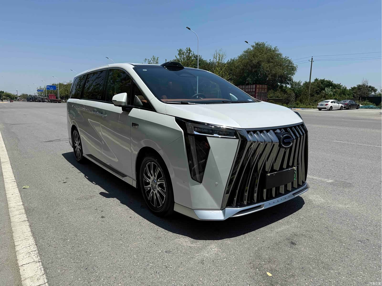 Trumpchi M8, 2025 3