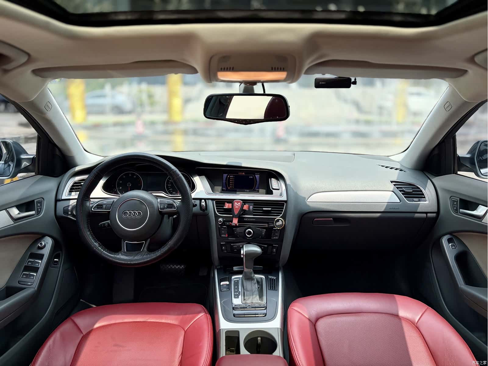 Audi A4L, 2012 6
