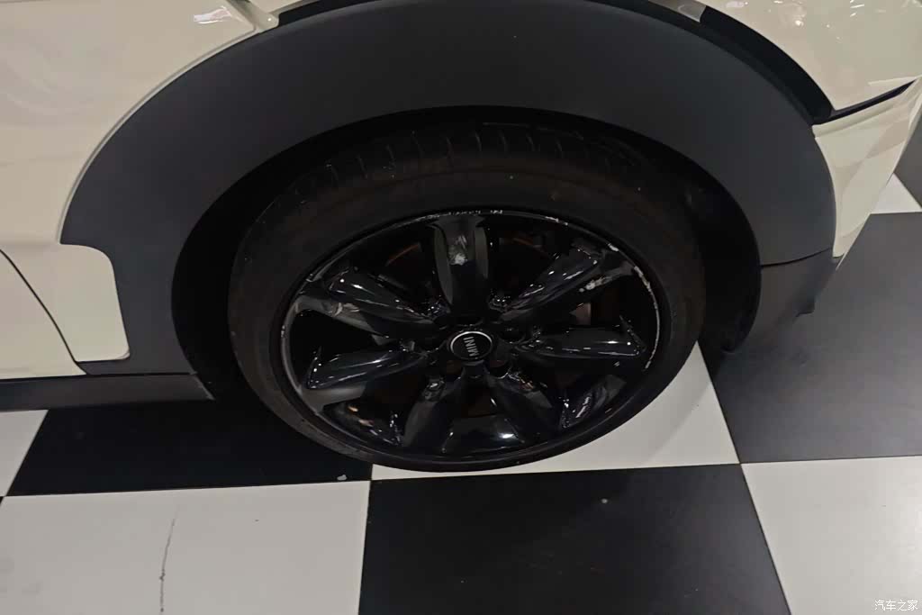 Mini Clubman, 2016 6