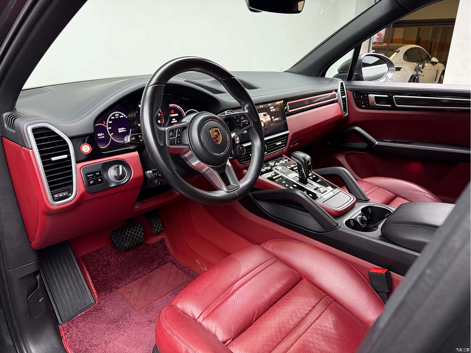 Porsche Cayenne, 2022 11