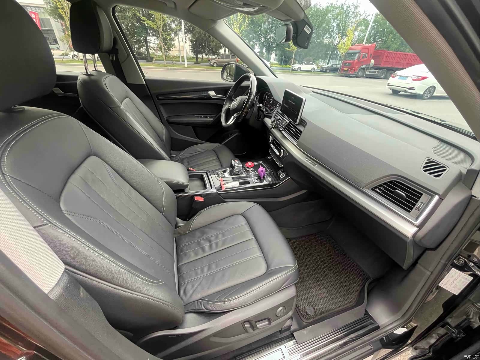 Audi Q5L, 2021 12