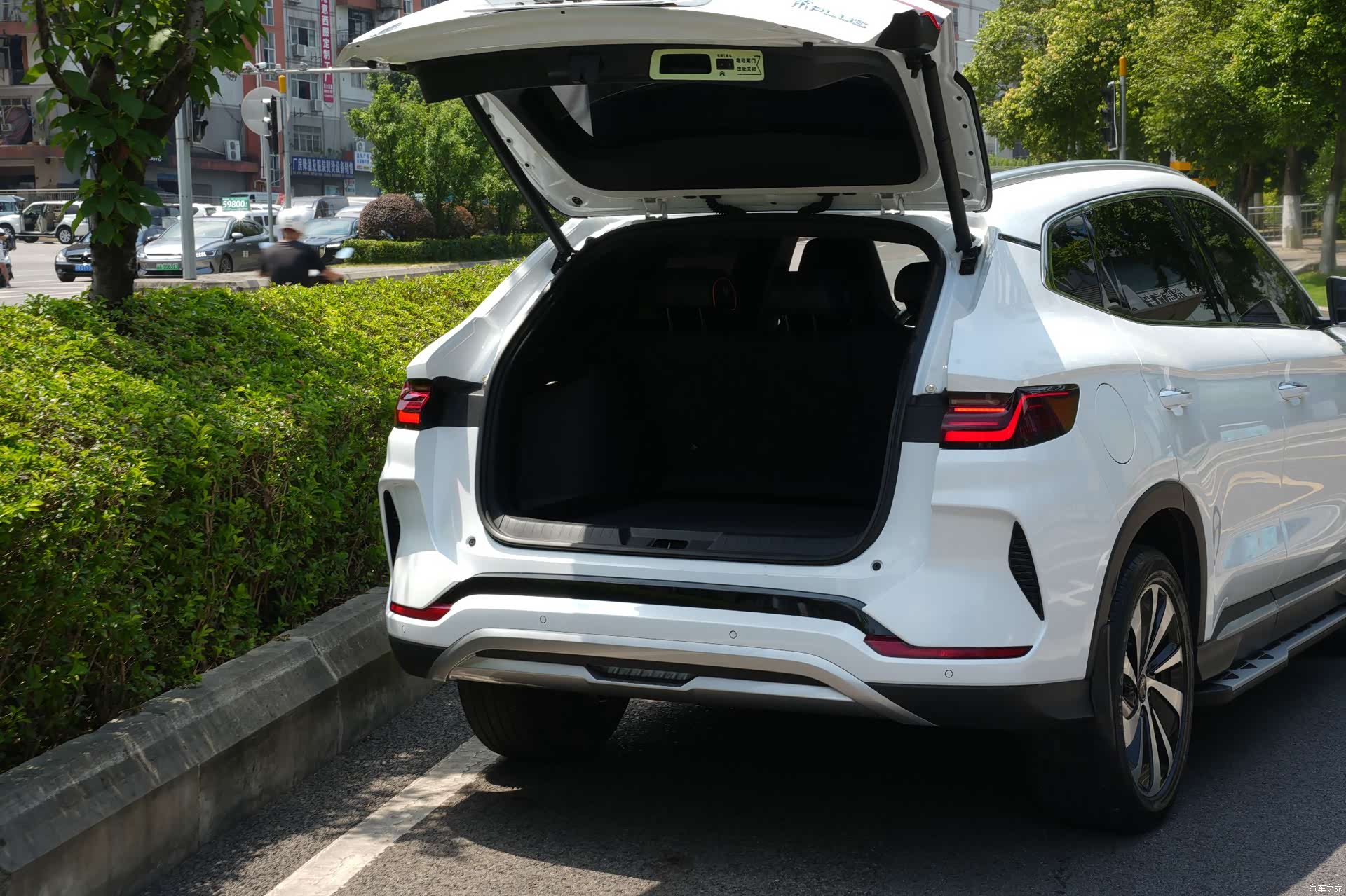 BYD Song, 2024 9