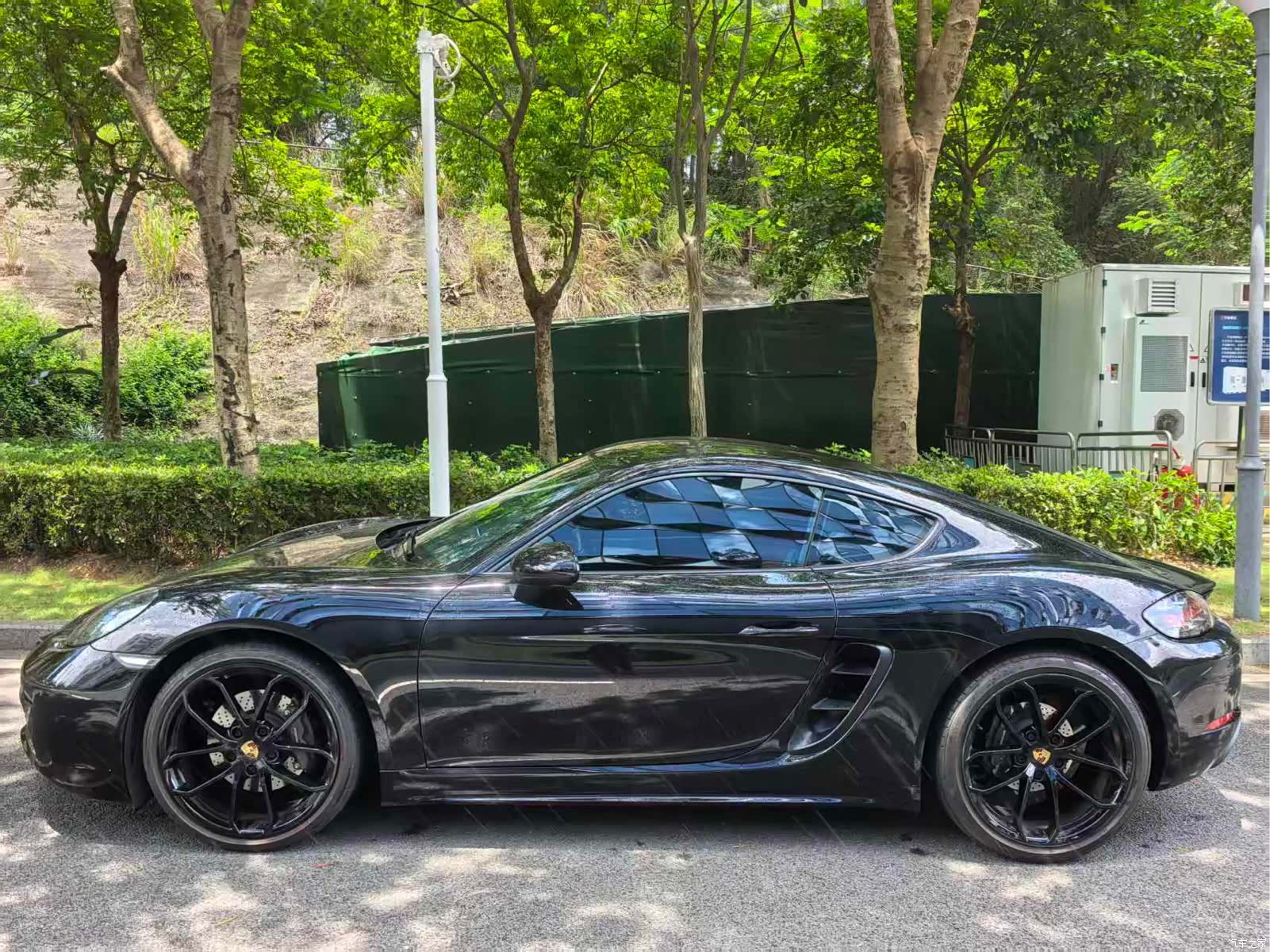 Porsche Cayman, 2024 10