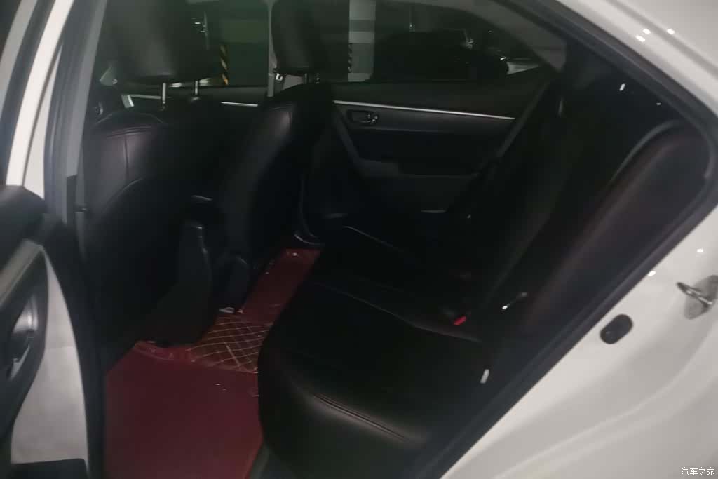 Toyota Corolla, 2018 11