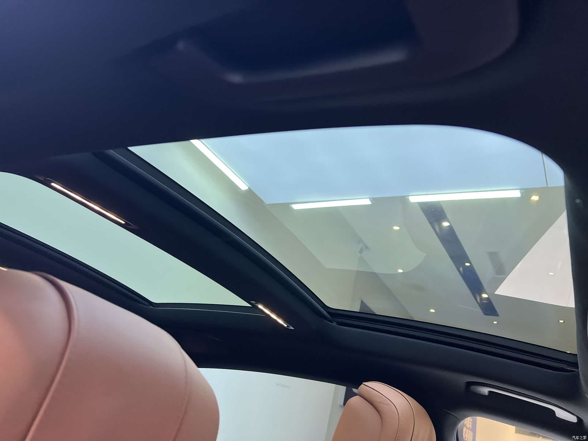 Maybach S-Class, 2023 15