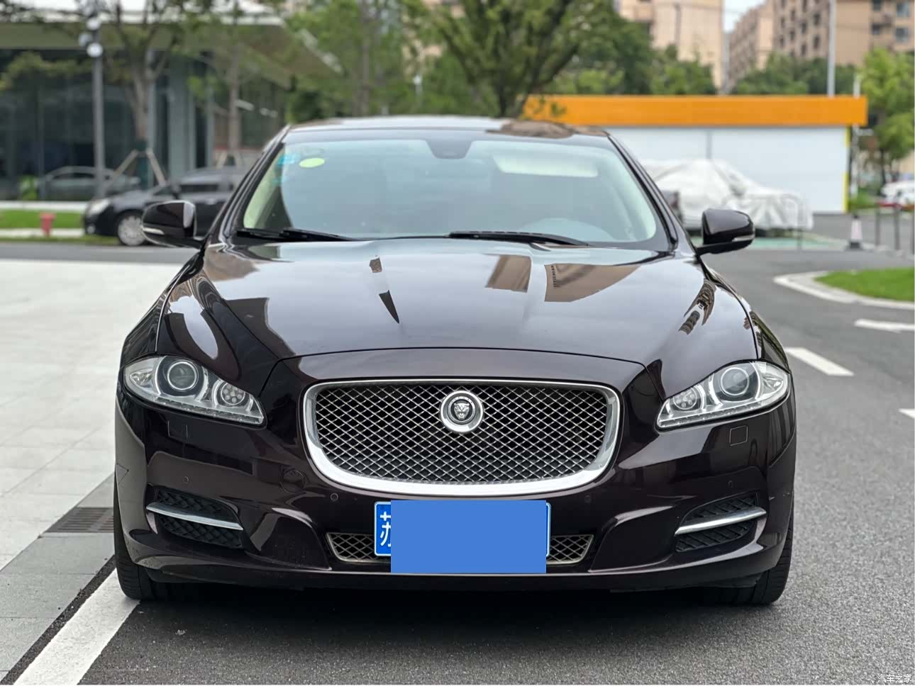 Jaguar XJ, 2012 2