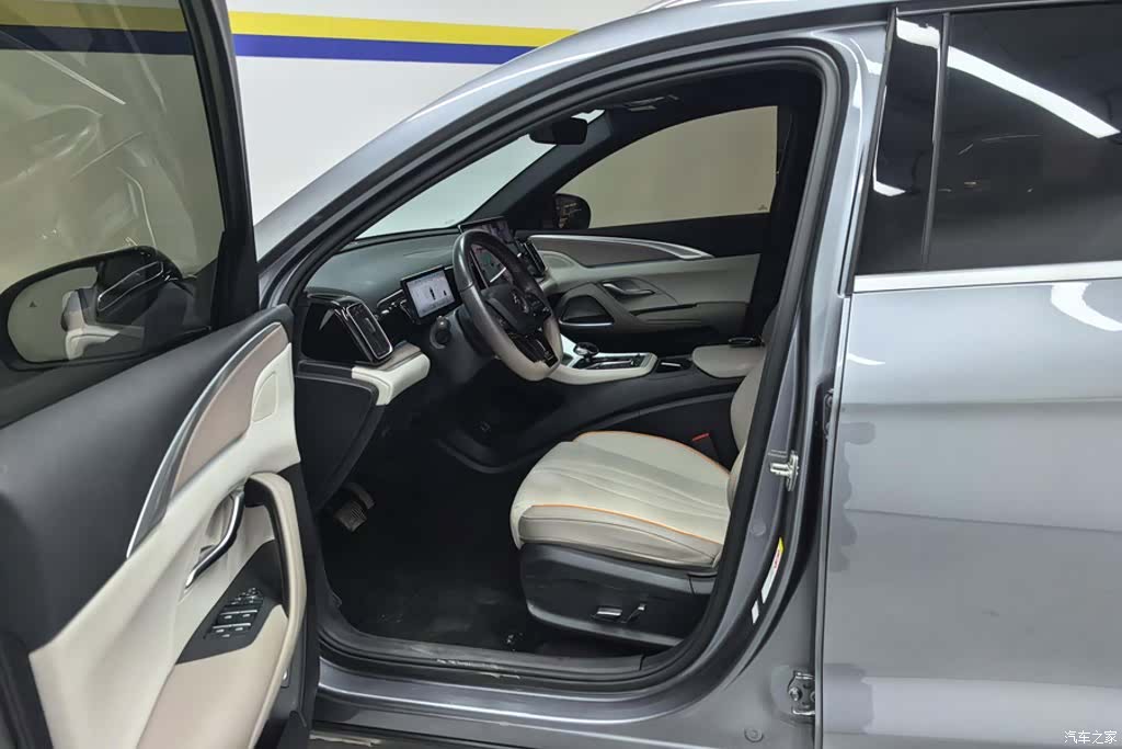 BYD Song, 2024 9