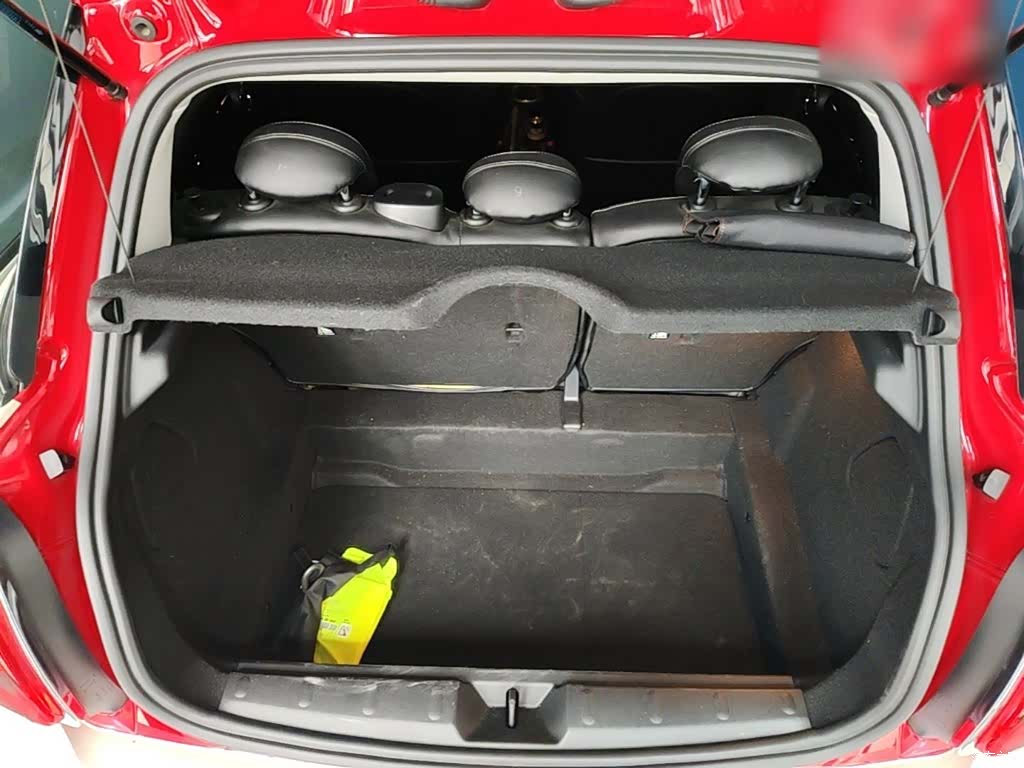 Mini ONE, 2021 19