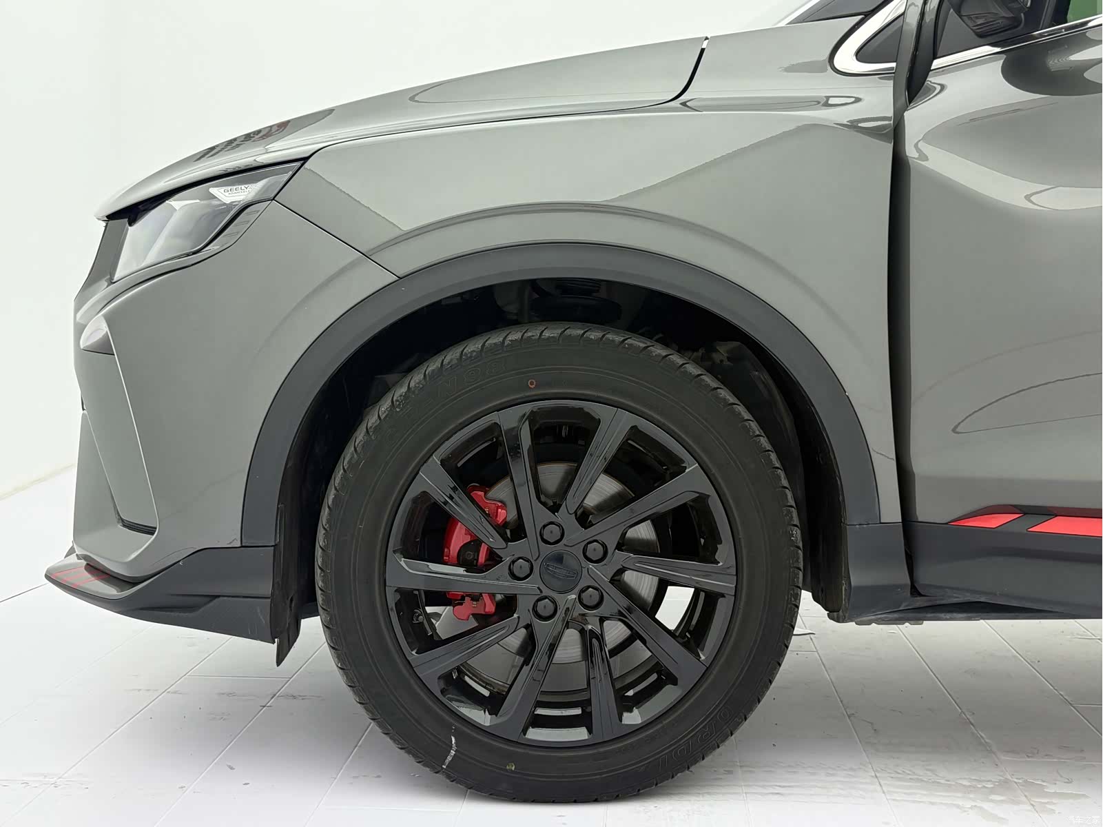Geely Coolray, 2022 21
