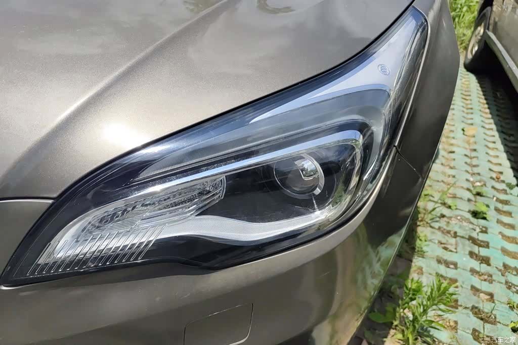 Buick Envision Plus, 2017 все фото